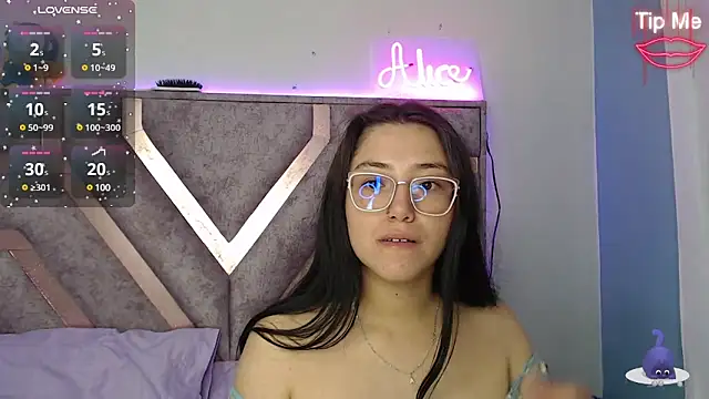 Anny Fox- online show from 01-31-25, 03:20
