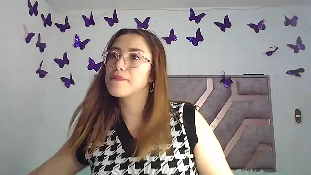 Anny Fox- online show from 05-06-26, 02:26