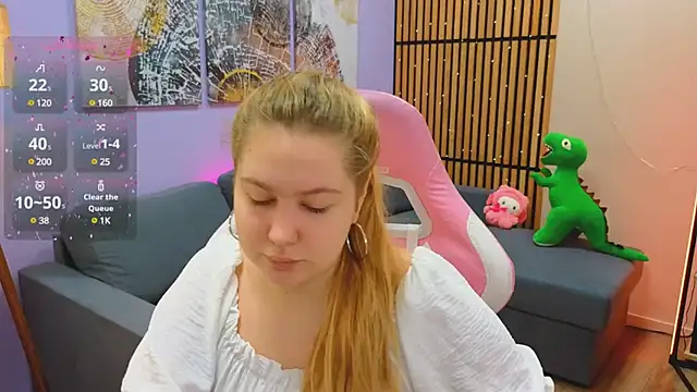 Snapshot of Ellie_Wellie chatting on 02-12-25, 03:16 Ellie Wellie online show from 02-12-25, 03:16