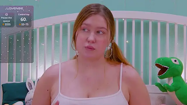 Snapshot of Ellie_Wellie chatting on 02-26-25, 05:31 Ellie Wellie online show from 02-26-25, 05:31