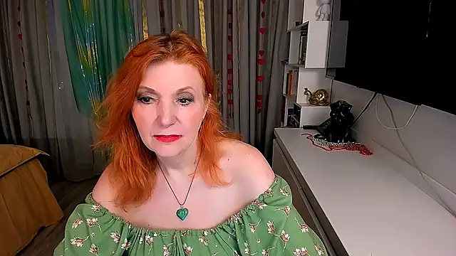 Snapshot of Fire-Fox-One chatting on 02-26-26, 04:34 Fire-Fox-One online show from 02-26-26, 04:34