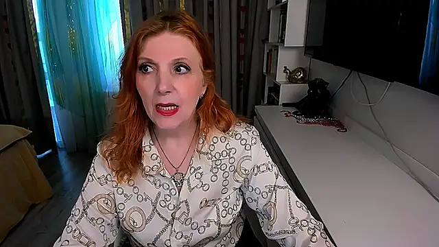 Snapshot of Fire-Fox-One chatting on 02-25-26, 01:22 Fire-Fox-One online show from 02-25-26, 01:22