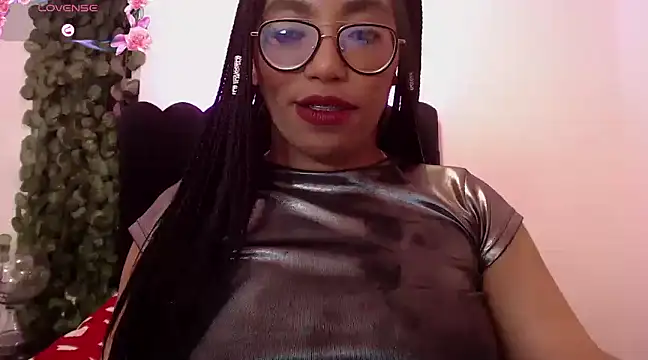 Snapshot of AmyBriiggs chatting on 02-02-25, 10:56 AmyBriiggs online show from 02-02-25, 10:56