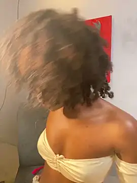 Zizi-campbel online show from 03-24-26, 11:10