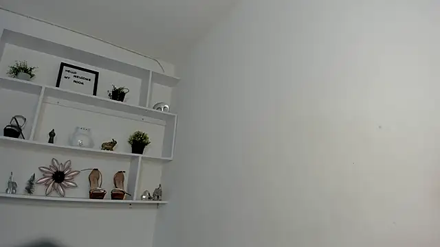 Snapshot of Zizi-campbel chatting on 12-25-24, 08:50 Zizi-campbel online show from 12-25-24, 08:50