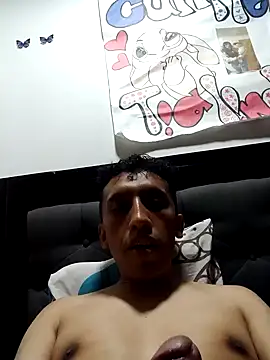 Snapshot of Alex-col chatting on 01-18-25, 12:02 Alex-col online show from 01-18-25, 12:02