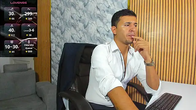 Hideintheoffice online show from 01-18-26, 01:31