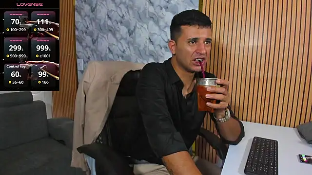 Hideintheoffice online show from 01-07-26, 10:37