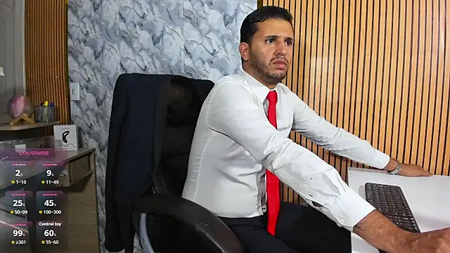 Hideintheoffice online show from 03-11-26, 11:48