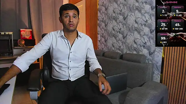 Hideintheoffice online show from 02-12-26, 07:30