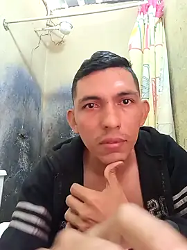 Snapshot of chayanne_odisea chatting on 01-29-25, 04:30 chayanne odisea online show from 01-29-25, 04:30