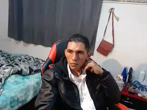 Snapshot of chayanne_odisea chatting on 10-17-25, 02:37 chayanne odisea online show from 10-17-25, 02:37