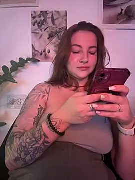 MayaMystic online show from 04-02-26, 01:18