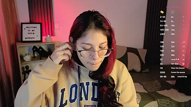 Fresita Rosita online show from 09-17-25, 01:46