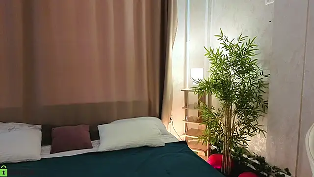 Snapshot of Cheryl__Brown chatting on 05-27-26, 01:57 Cheryl Brown online show from 05-27-26, 01:57