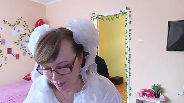 Miss Moren online show from 04-02-26, 09:38