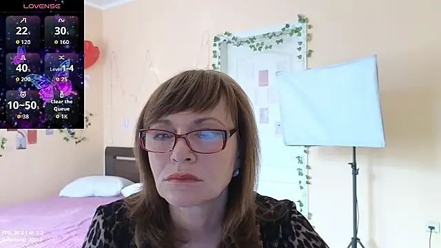 Snapshot of Miss_Moren chatting on 07-01-26, 04:02 Miss Moren online show from 07-01-26, 04:02