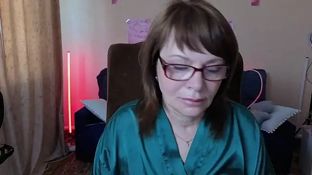 Snapshot of Miss_Moren chatting on 06-28-26, 05:47 Miss Moren online show from 06-28-26, 05:47