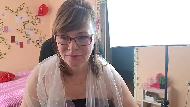Miss Moren online show from 03-16-26, 06:17