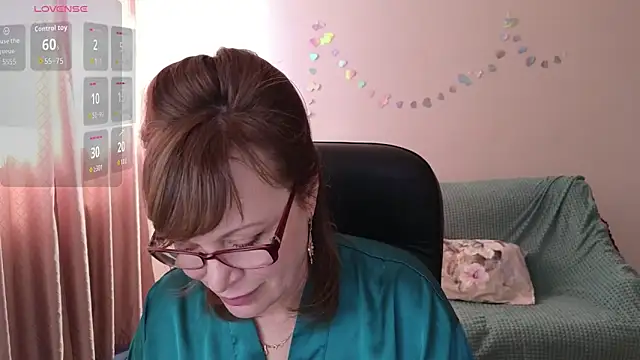 Snapshot of Miss_Moren chatting on 03-15-26, 08:10 Miss Moren online show from 03-15-26, 08:10