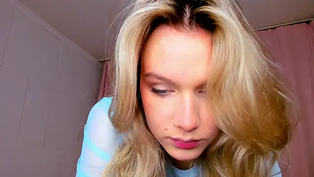 MeowthLilu online show from 11-29-25, 04:12