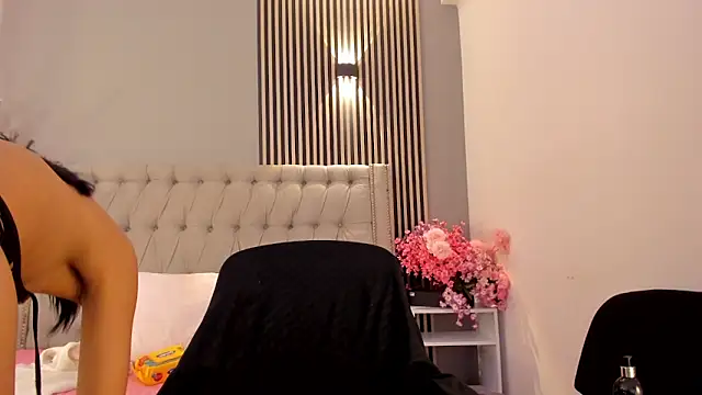 BrithanySummer online show from 11-29-25, 04:23