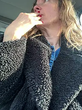 sansan2411 online show from 03-20-26, 07:53