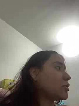 Snapshot of Ema_kraus chatting on 02-24-26, 01:06 Ema kraus online show from 02-24-26, 01:06