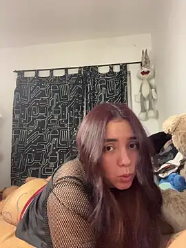 Snapshot of Ema_kraus chatting on 02-11-26, 01:38 Ema kraus online show from 02-11-26, 01:38