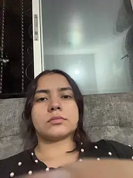 Snapshot of Ema_kraus chatting on 02-10-26, 02:43 Ema kraus online show from 02-10-26, 02:43