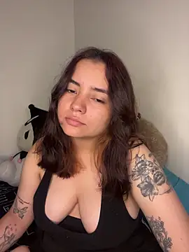 Snapshot of Ema_kraus chatting on 03-01-26, 02:11 Ema kraus online show from 03-01-26, 02:11