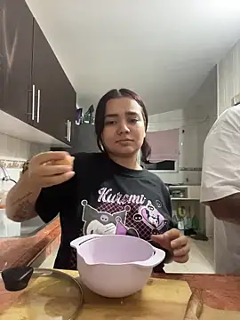 Ema kraus online show from 03-06-26, 04:18