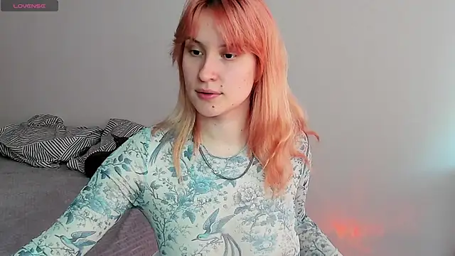 Sweet white chocolate online show from 05-25-26, 06:45