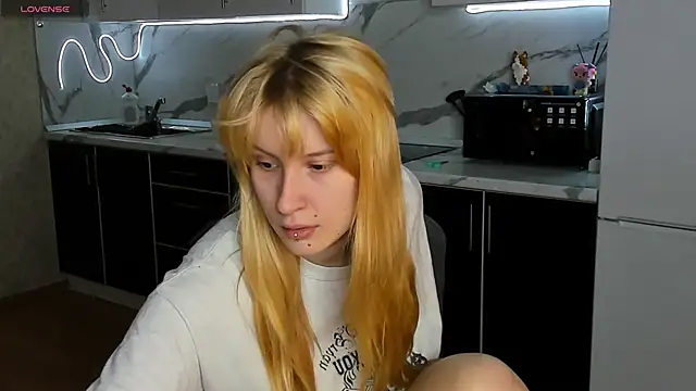 Sweet white chocolate online show from 02-17-26, 06:11