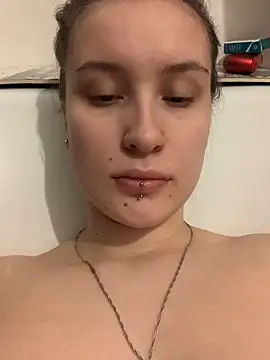 Sweet white chocolate online show from 02-18-25, 09:21