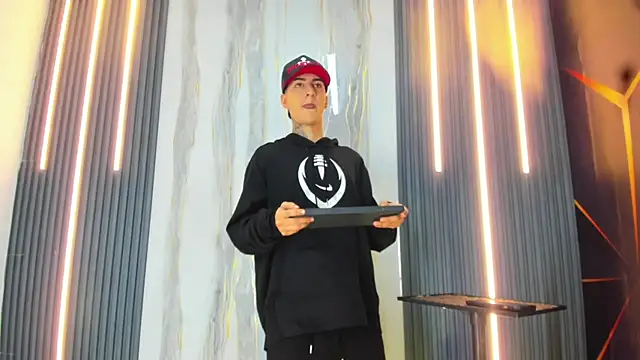 Angel xxx online show from 03-31-26, 04:25