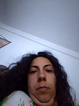 Snapshot of naughty69curls chatting on 09-28-25, 04:58 naughty69curls online show from 09-28-25, 04:58