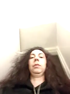 Snapshot of naughty69curls chatting on 02-23-26, 07:25 naughty69curls online show from 02-23-26, 07:25