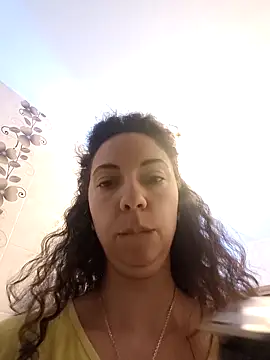 Snapshot of naughty69curls chatting on 11-07-25, 06:45 naughty69curls online show from 11-07-25, 06:45