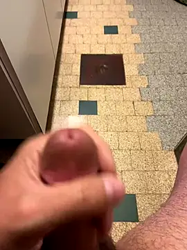 mikiss789 online show from 10-14-25, 03:07