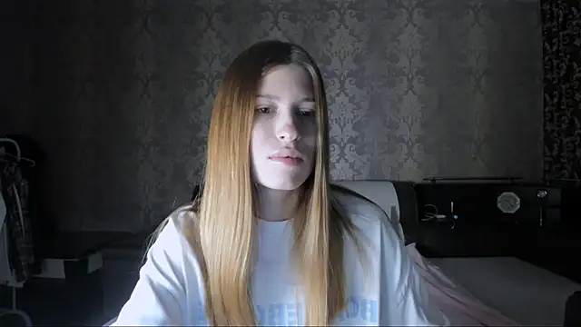Agnes Allenn online show from 10-10-25, 10:38