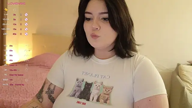 YumiYammy online show from 03-11-26, 06:35