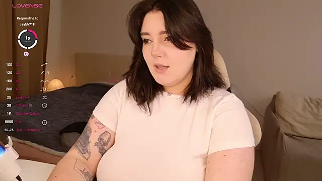YumiYammy online show from 05-18-26, 03:17