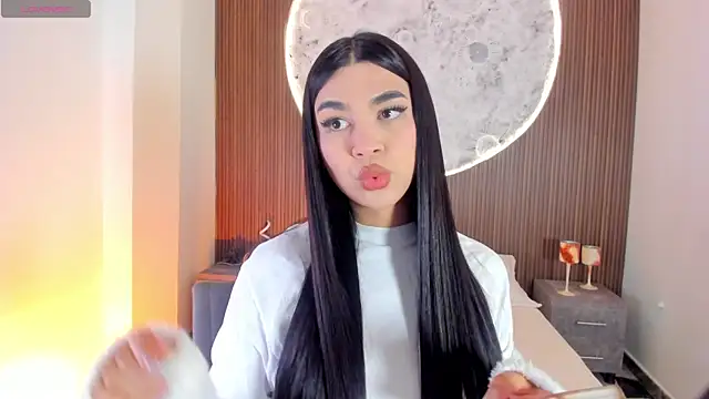 RoseCassie online show from 04-16-26, 01:45