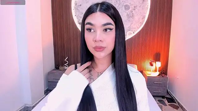 RoseCassie online show from 05-04-26, 01:47
