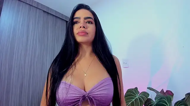 Sara Leblanc online show from 11-20-25, 01:01