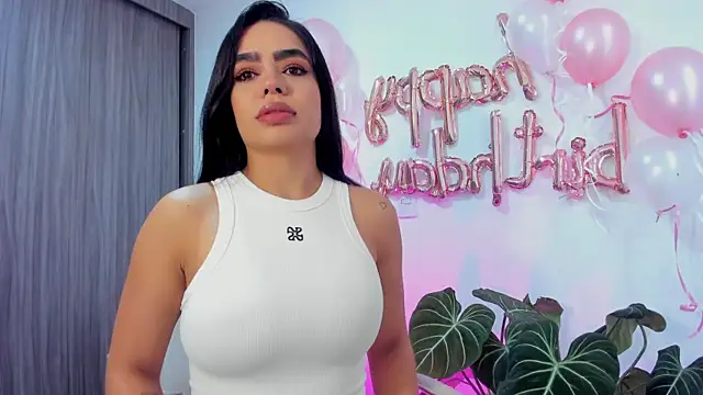 Sara Leblanc online show from 11-12-25, 02:21