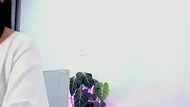 Sara Leblanc online show from 03-10-25, 12:38