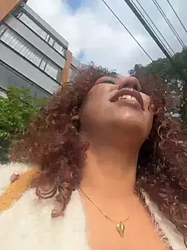 lauraltt online show from 12-20-25, 08:12