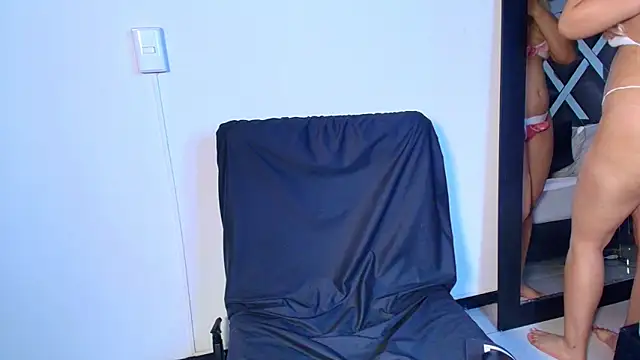 caroo gomeez online show from 10-13-25, 03:41